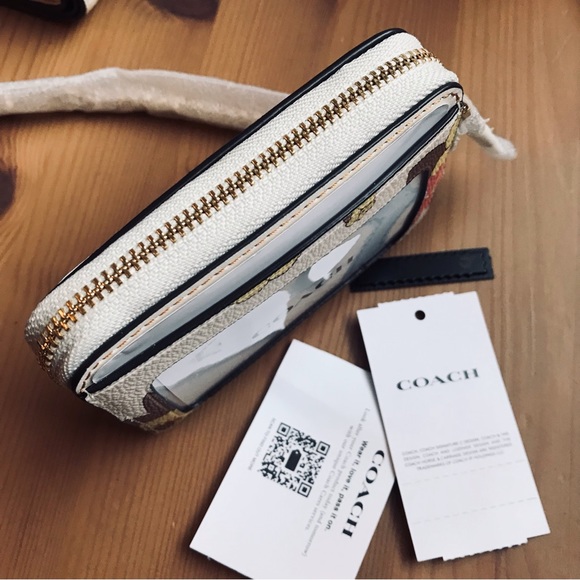 🌸 Coach Coach Zip Card Case With Floral Cluster Print - Picture 7 of 14